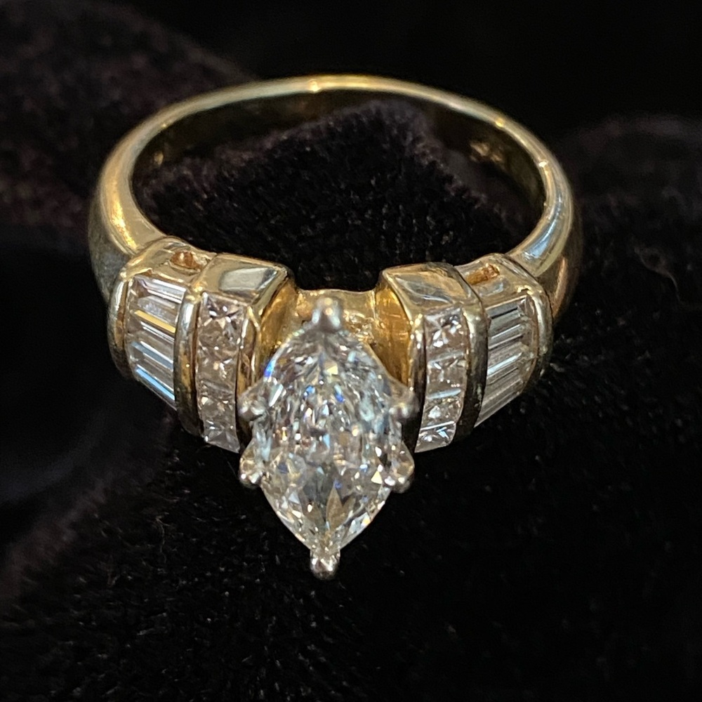 Genuine diamond wedding ring, 1ct marquee, princess & baguettes 14KT gold 1.87ct - Picture 3 of 9